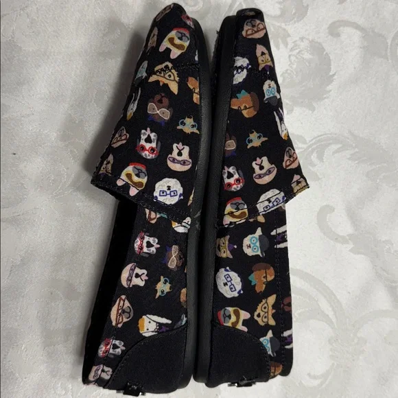 Bobs “made for dogs” by Skechers black casual slip on canvas shoes. Size 8 - Picture 5 of 9